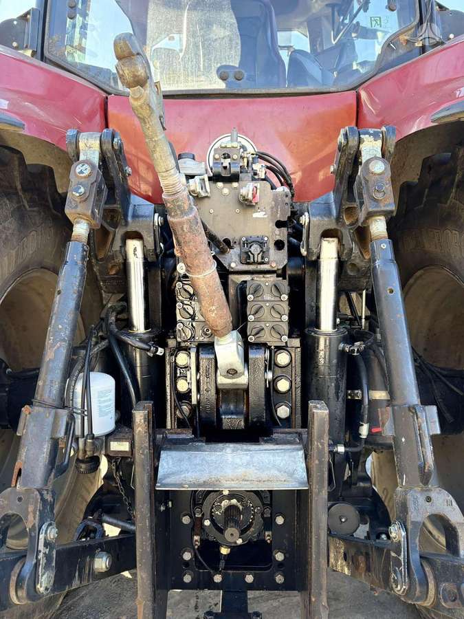 Case-IH CVX 370, tractors