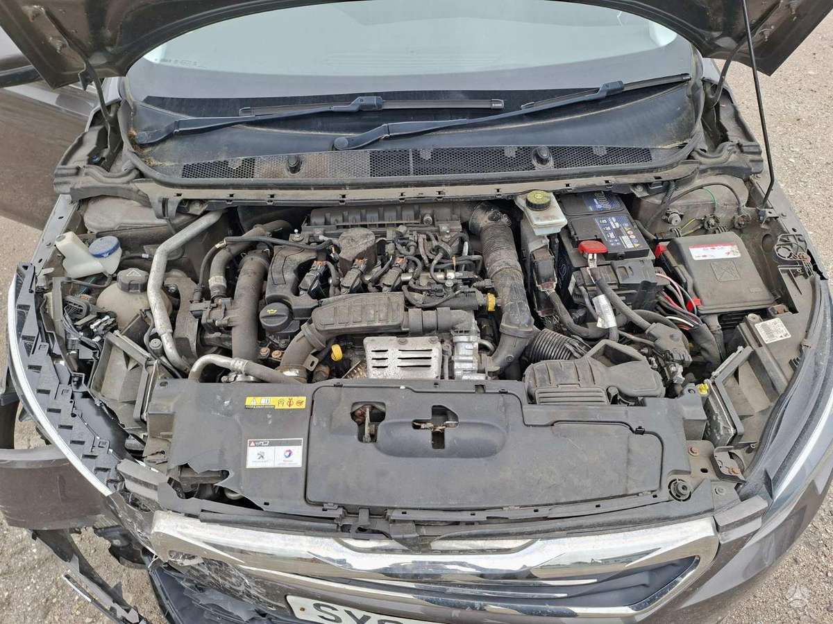 Peugeot 308 for parts. Engine code hnz eb2dt color code kks
