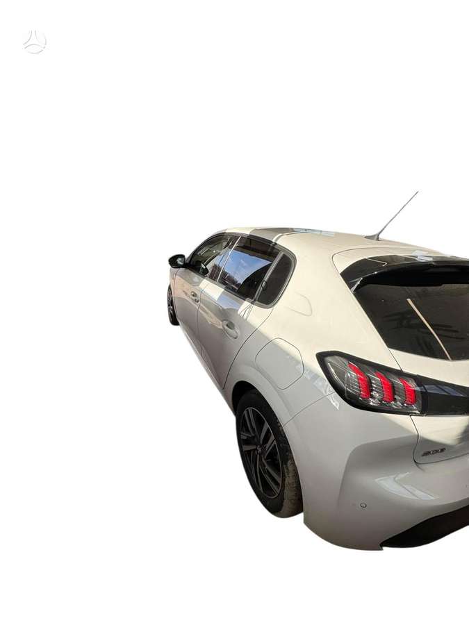 Peugeot 208 dalimis. Europa