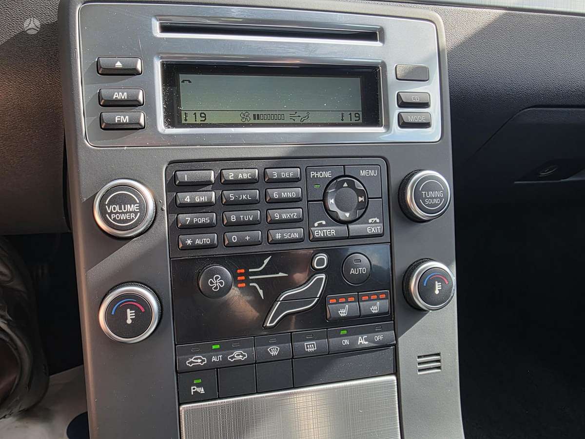 Volvo V70, 2.4 l., Универсал