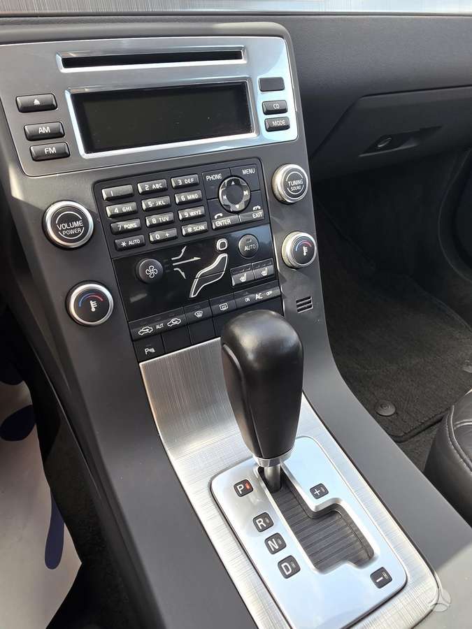 Volvo V70, 2.4 l., Универсал