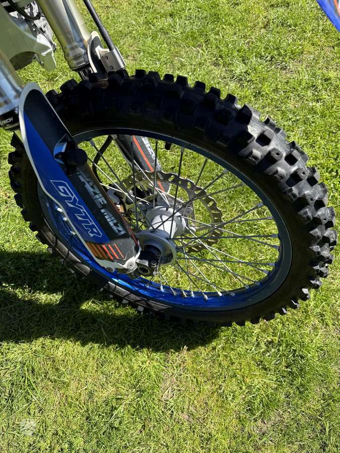 Yamaha YZF 450cc, кроссовые