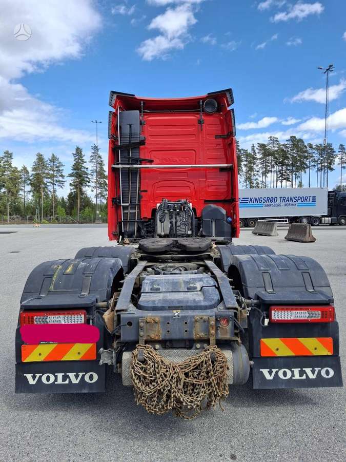 Volvo FH500, single sleeper
