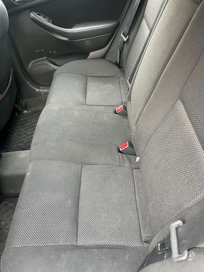 Toyota Avensis - 7