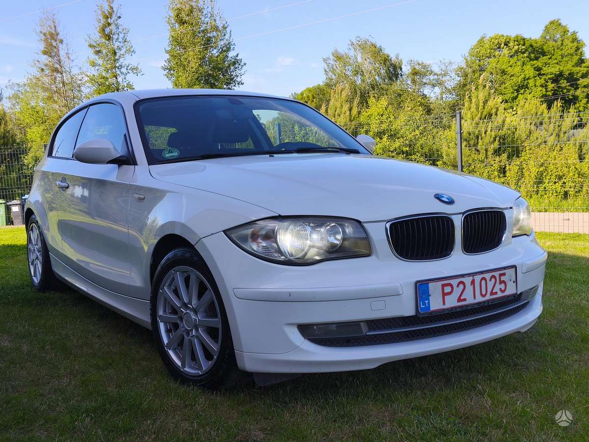 BMW 120, 2.0 l., hatchback