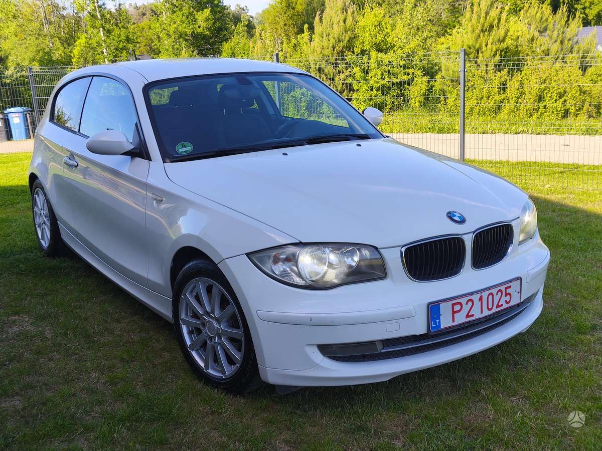 BMW 120, 2.0 l., hatchback