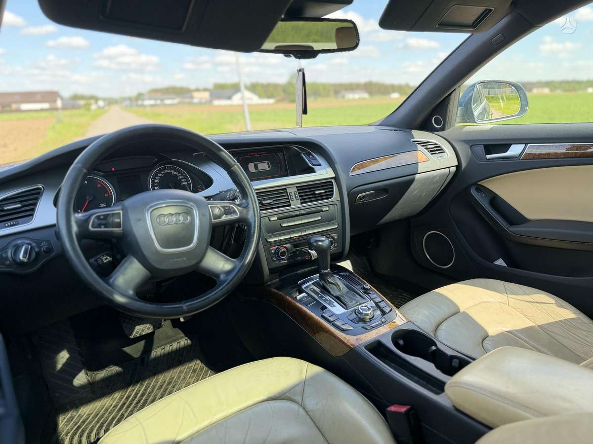 Audi A4, 2.0 l., Универсал
