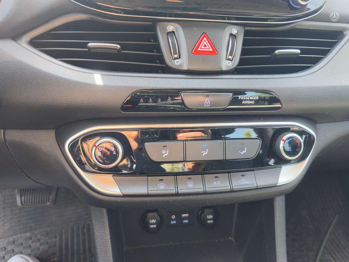 Hyundai i30, 1.4 l., hatchback