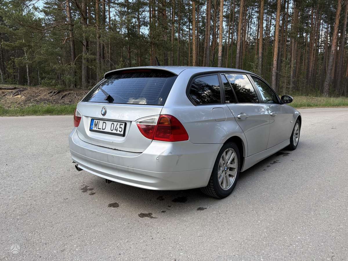 BMW 320, 2.0 l., wagon