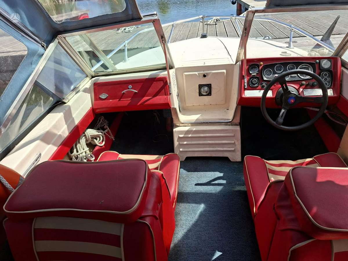 Glastron Mercruiser, яхты / катера