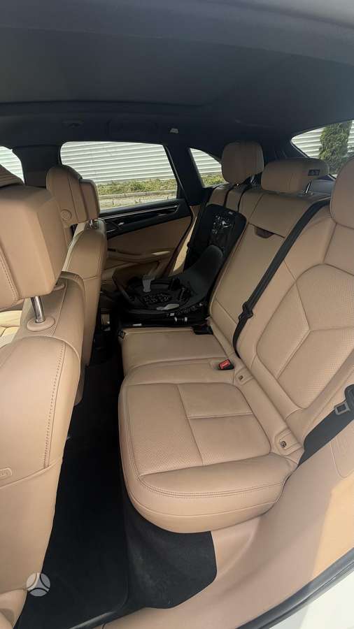 Porsche Macan - 7