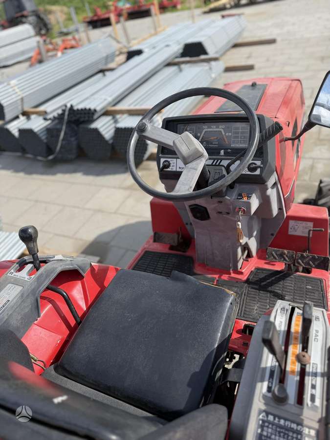 Mitsubishi MT15, tractors