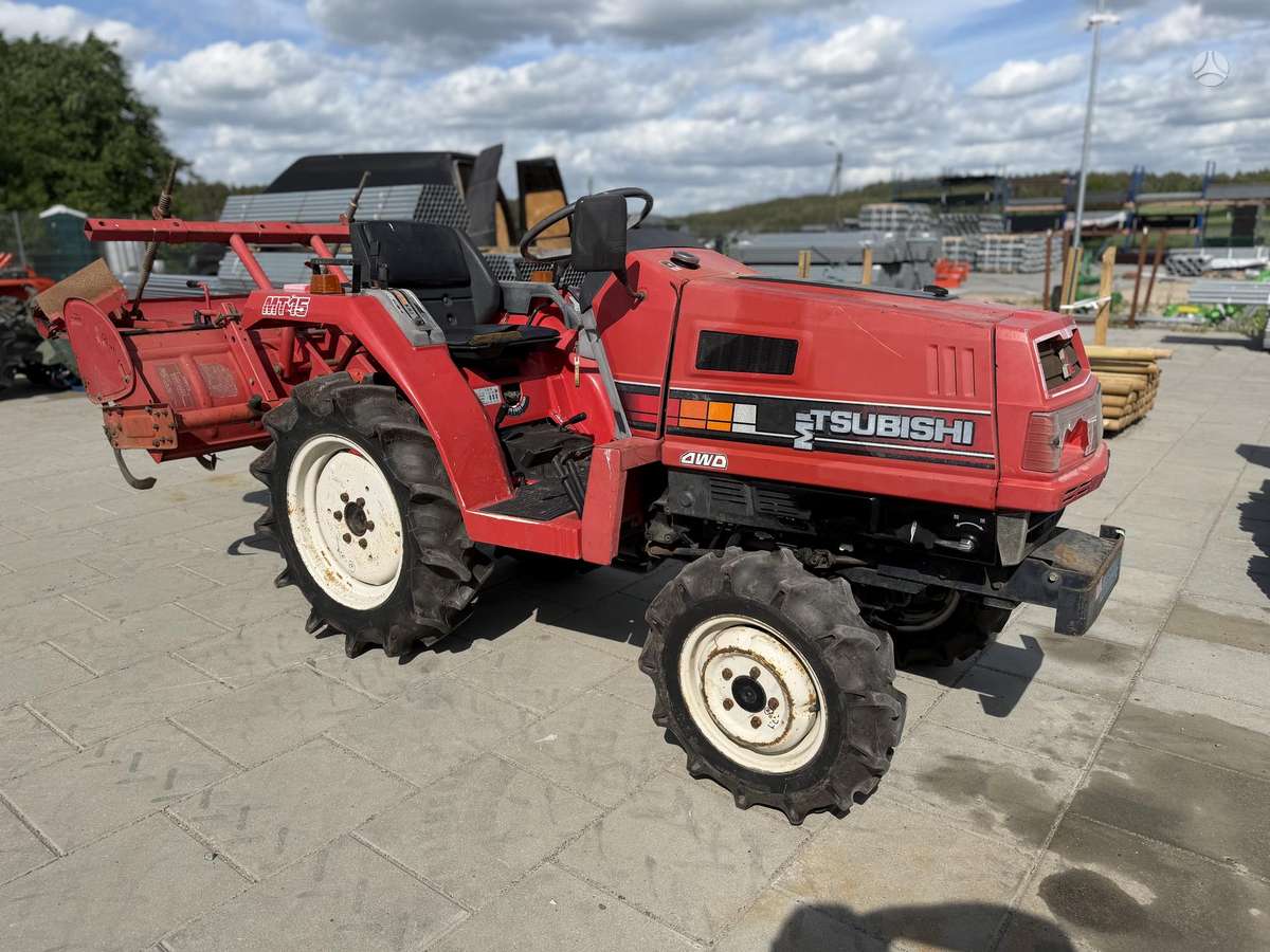 Mitsubishi MT15, traktoriai