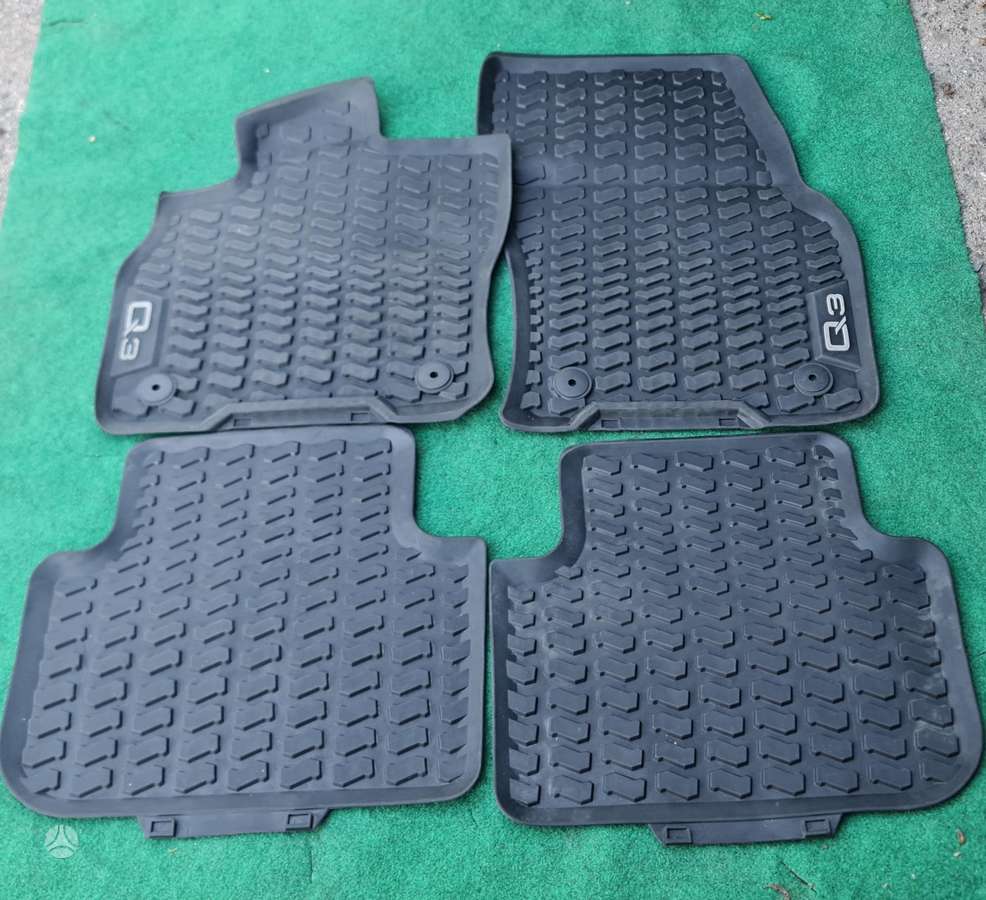 Audi Q3, 83B061211