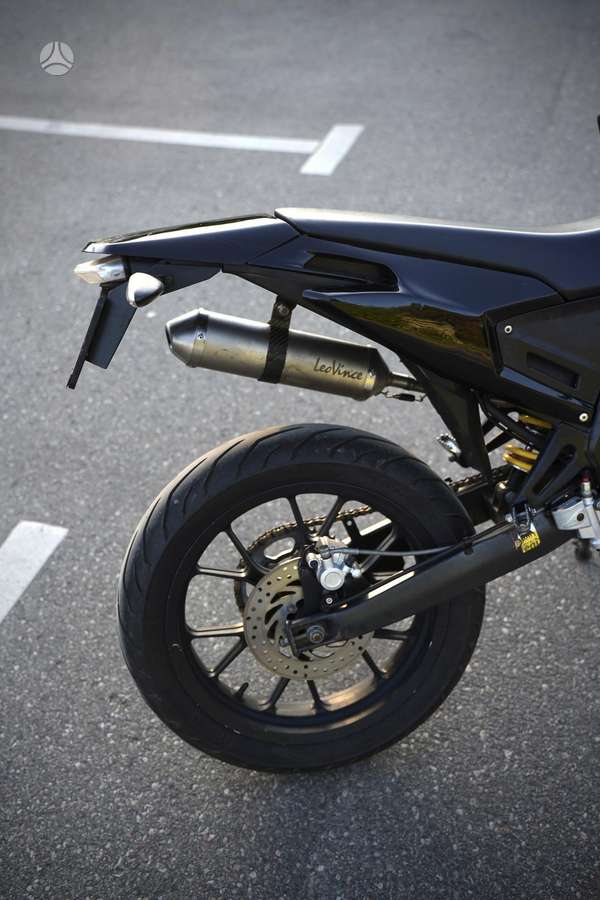 Derbi Senda 49cc, supermoto