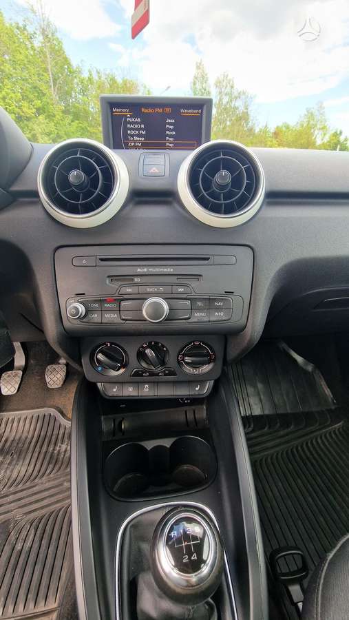 Audi A1, 1.2 l., hatchback