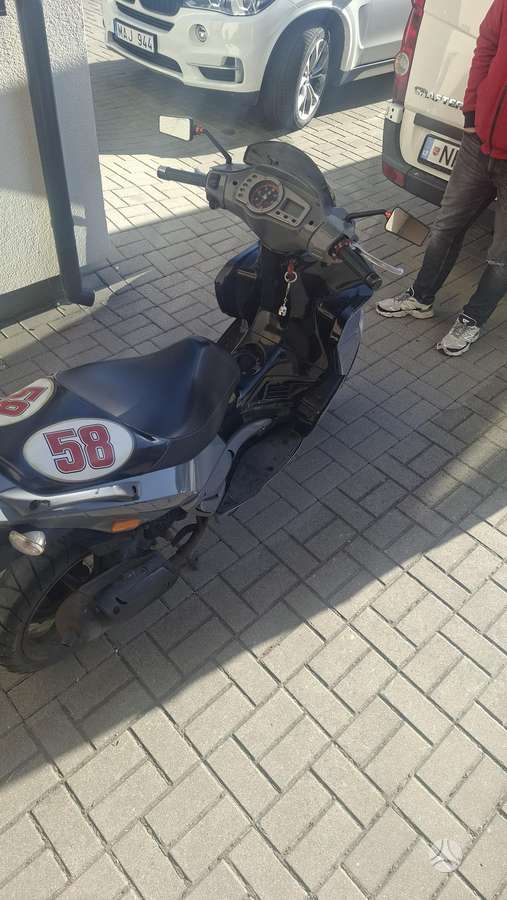 Gilera Runner 49cc, scooters / mopeds
