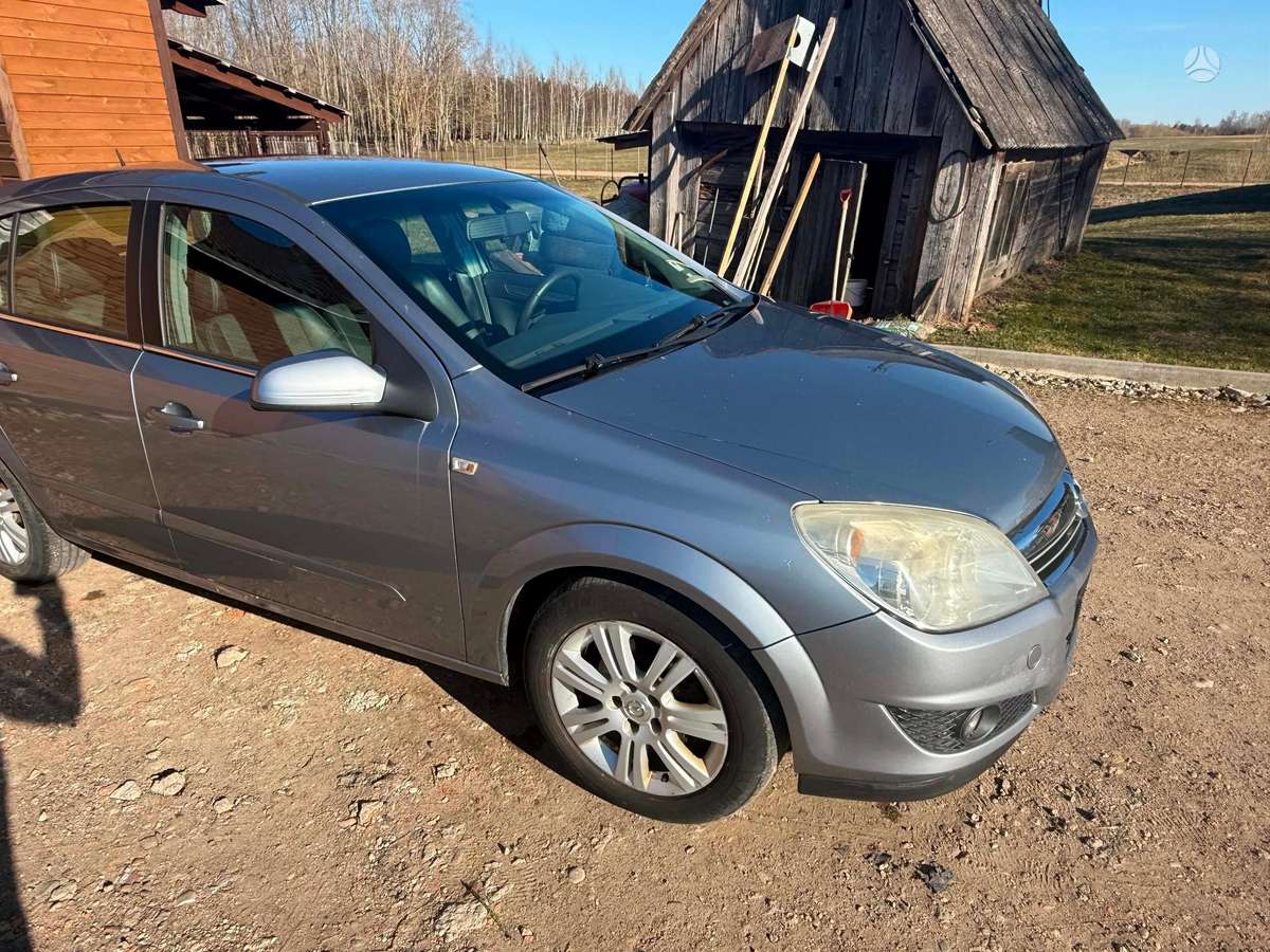 Opel Astra, 1.7 l., hatchback