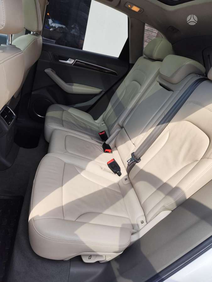Audi Q5, 3.2 l., Внедорожник / Кроссовер