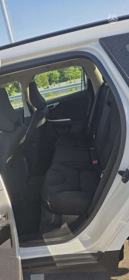 Volvo XC60 - 12