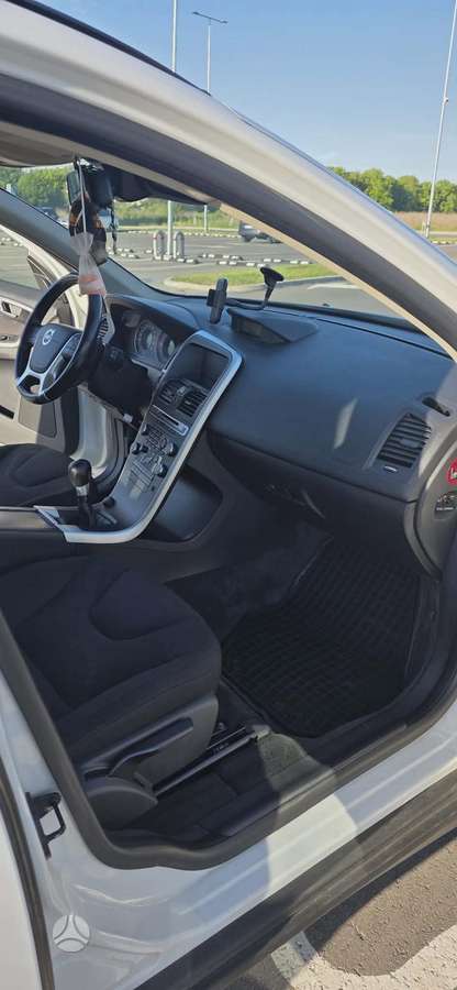 Volvo XC60 - 11