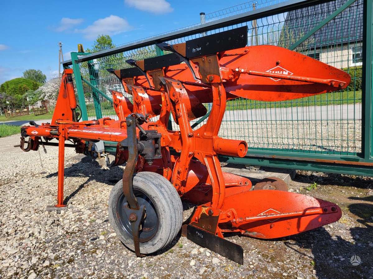Kuhn VARI MASTER 120, плуги