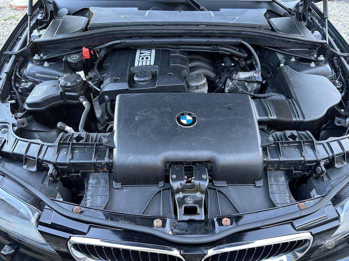BMW 116, 1.6 l., hatchback