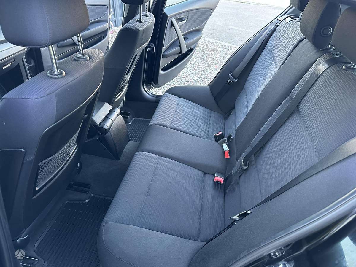 BMW 116, 1.6 l., hatchback