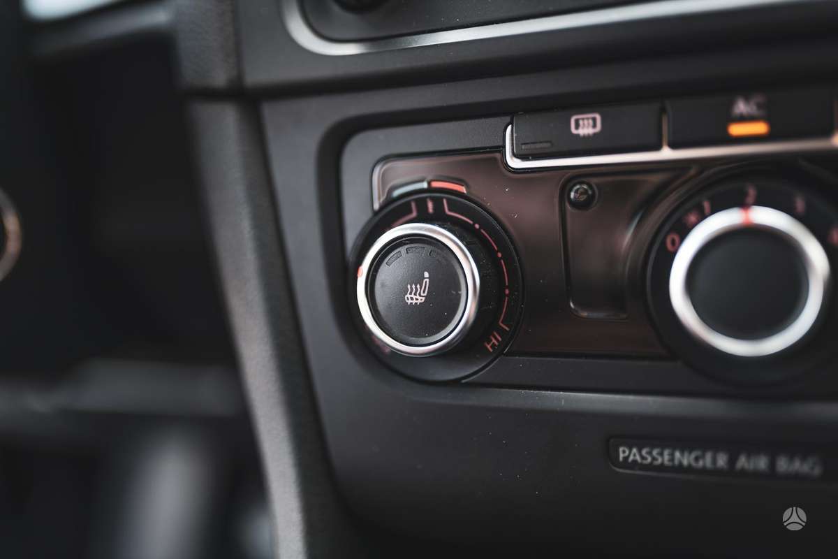 Volkswagen Golf, 1.2 l., hatchback
