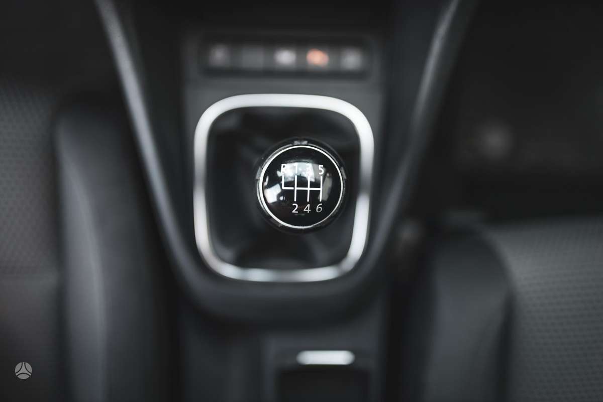 Volkswagen Golf, 1.2 l., hatchback