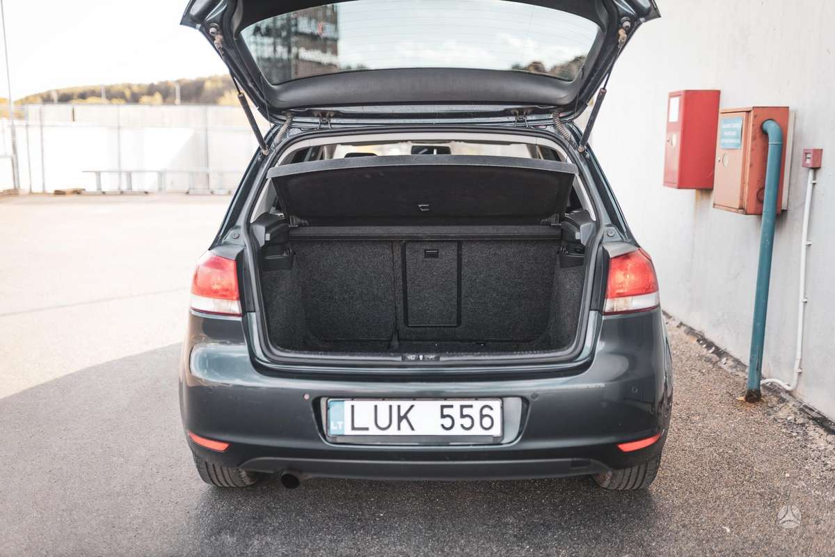 Volkswagen Golf, 1.2 l., hatchback