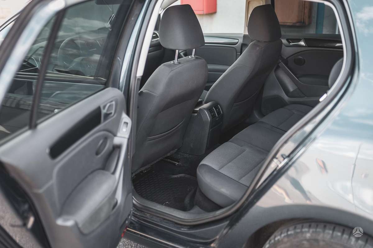 Volkswagen Golf, 1.2 l., hatchback
