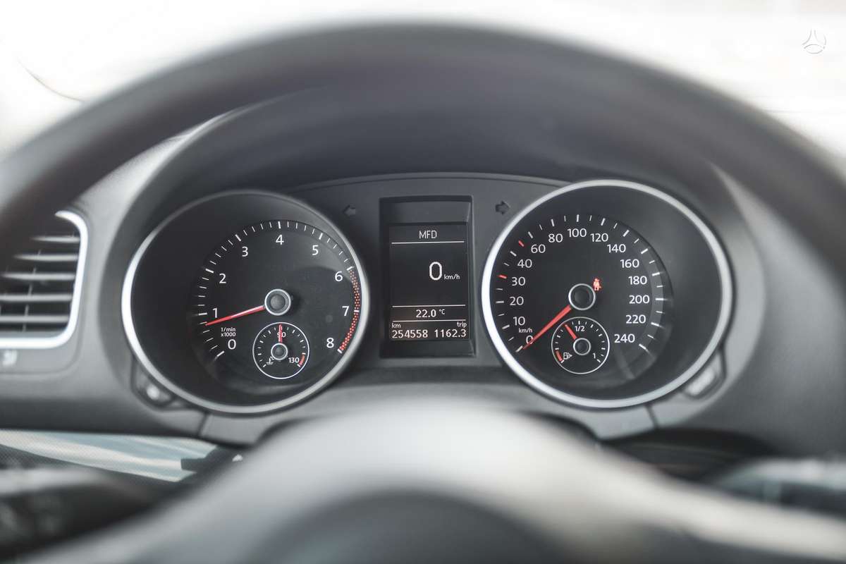 Volkswagen Golf, 1.2 l., hatchback