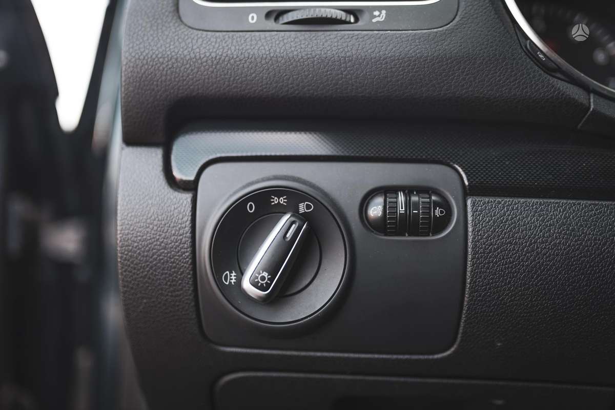 Volkswagen Golf, 1.2 l., hatchback