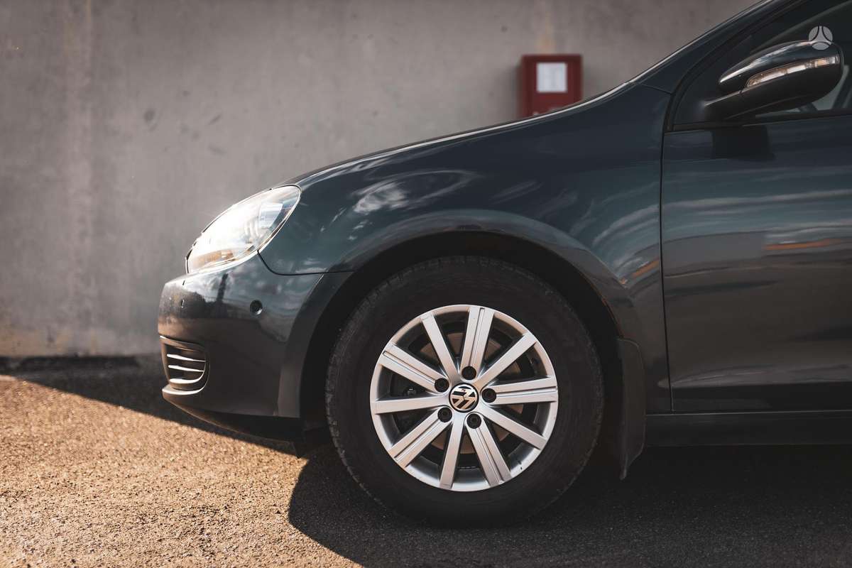 Volkswagen Golf, 1.2 l., hatchback