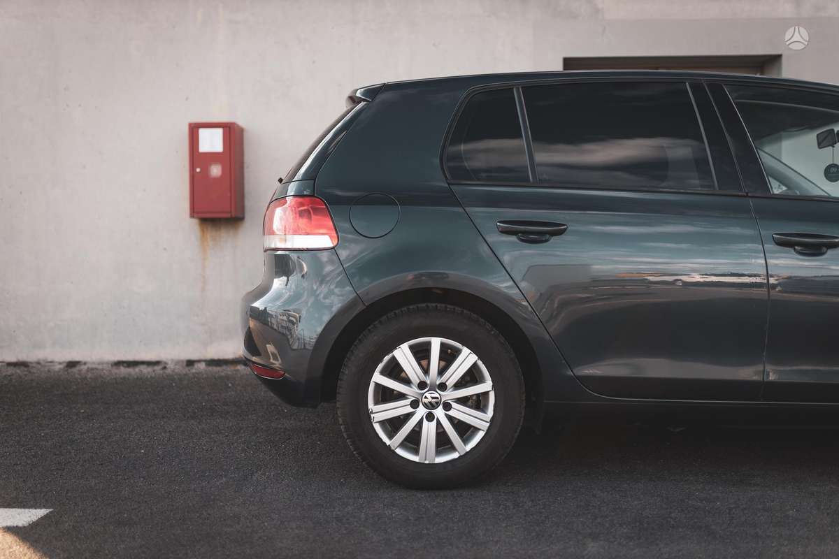 Volkswagen Golf, 1.2 l., hatchback