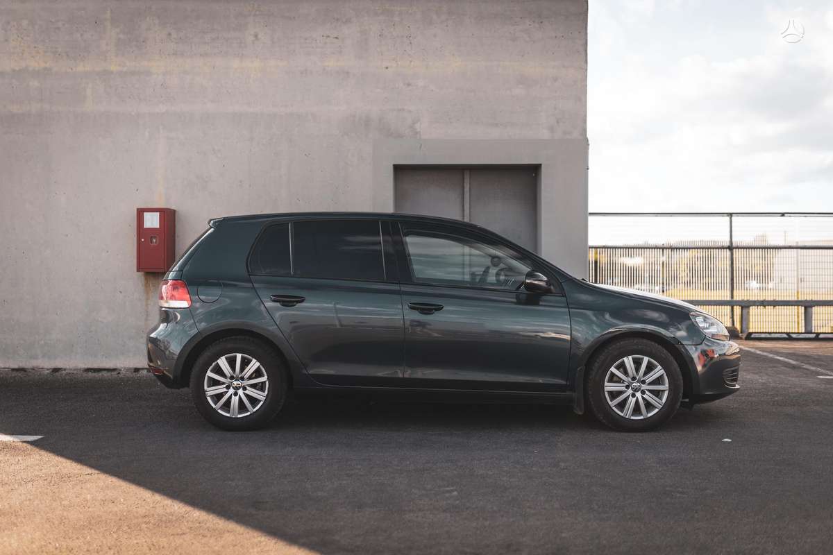 Volkswagen Golf, 1.2 l., hatchback