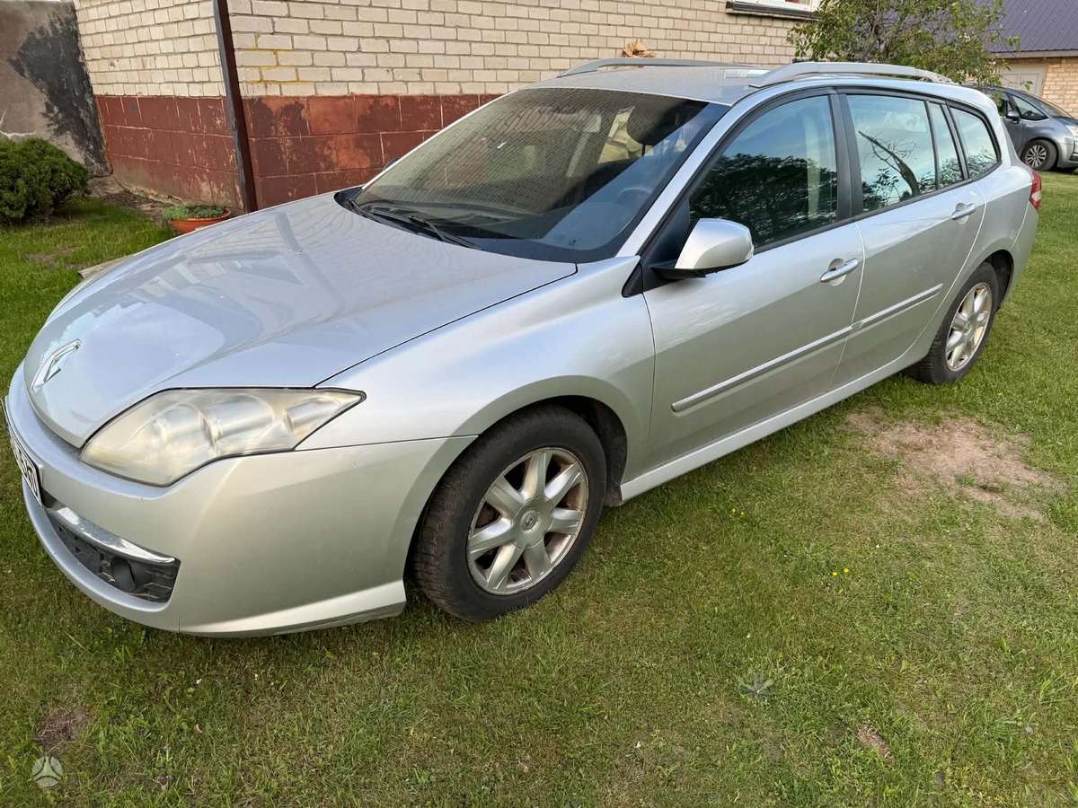 Renault Laguna - 1
