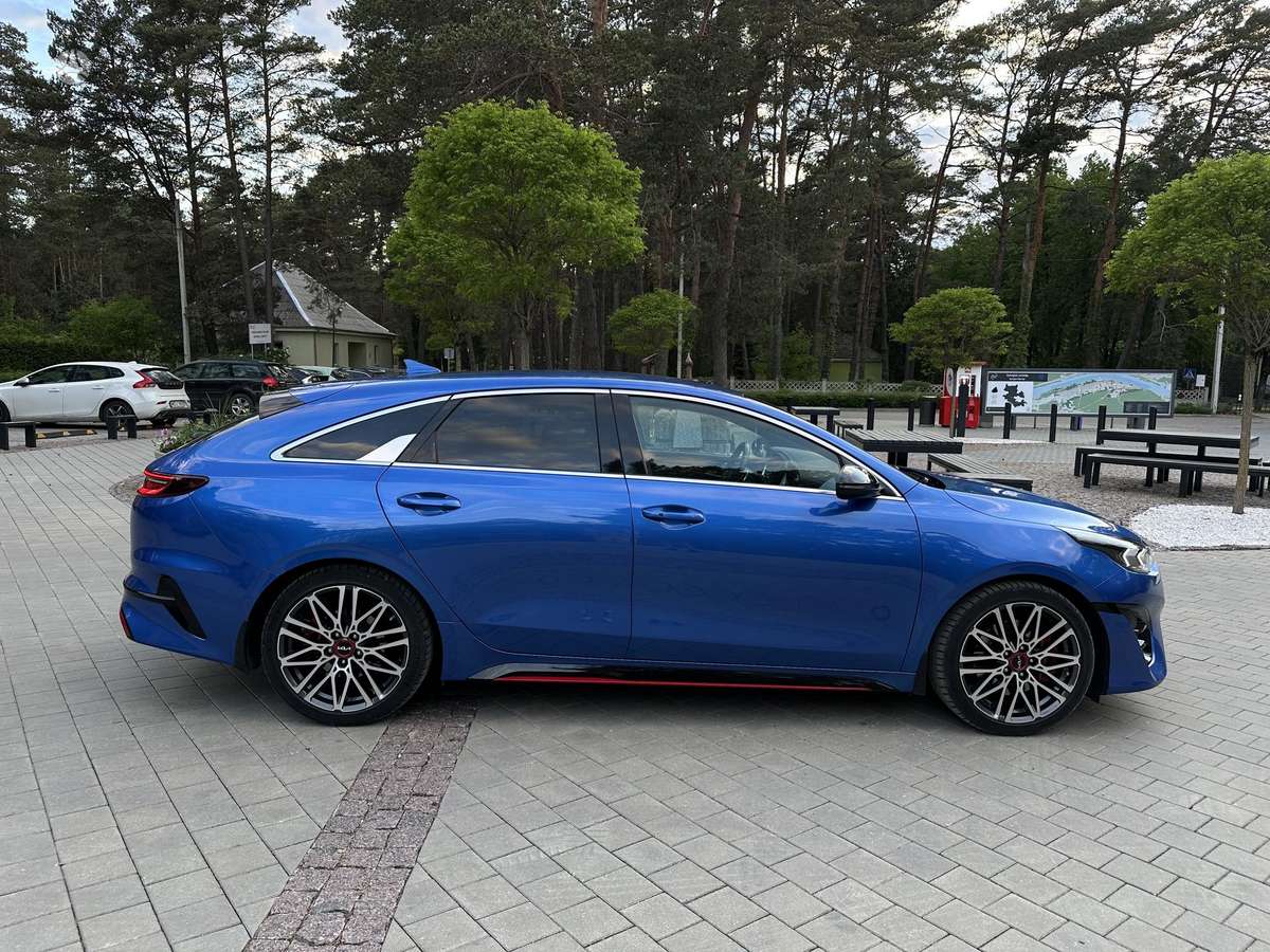 Kia ProCeed, 1.6 l., Универсал