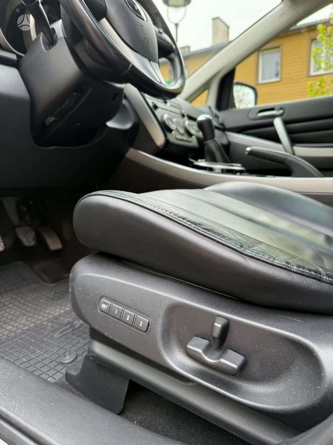 Mazda CX-7, 2.2 l., Внедорожник / Кроссовер