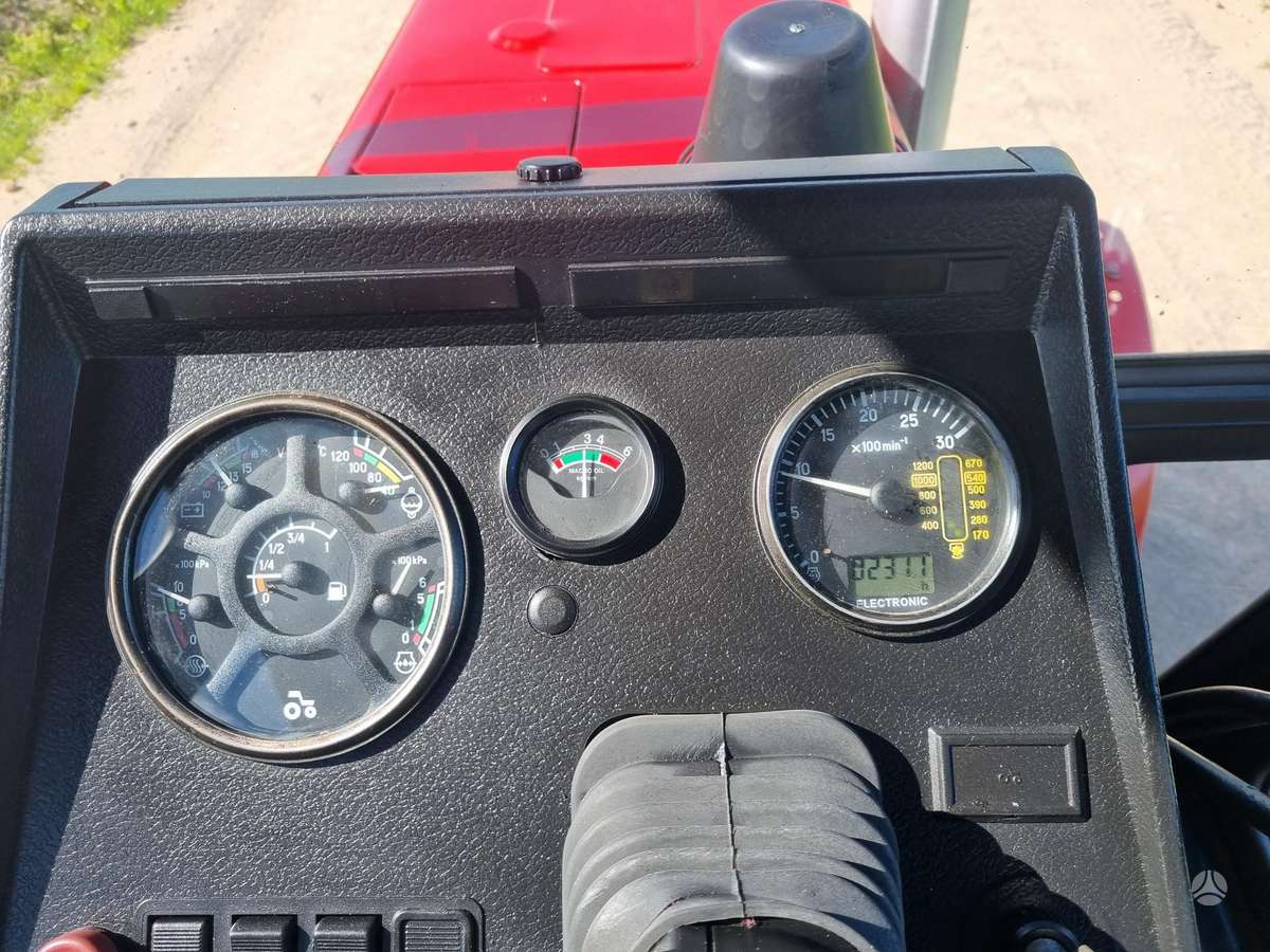 MTZ 820, traktoriai