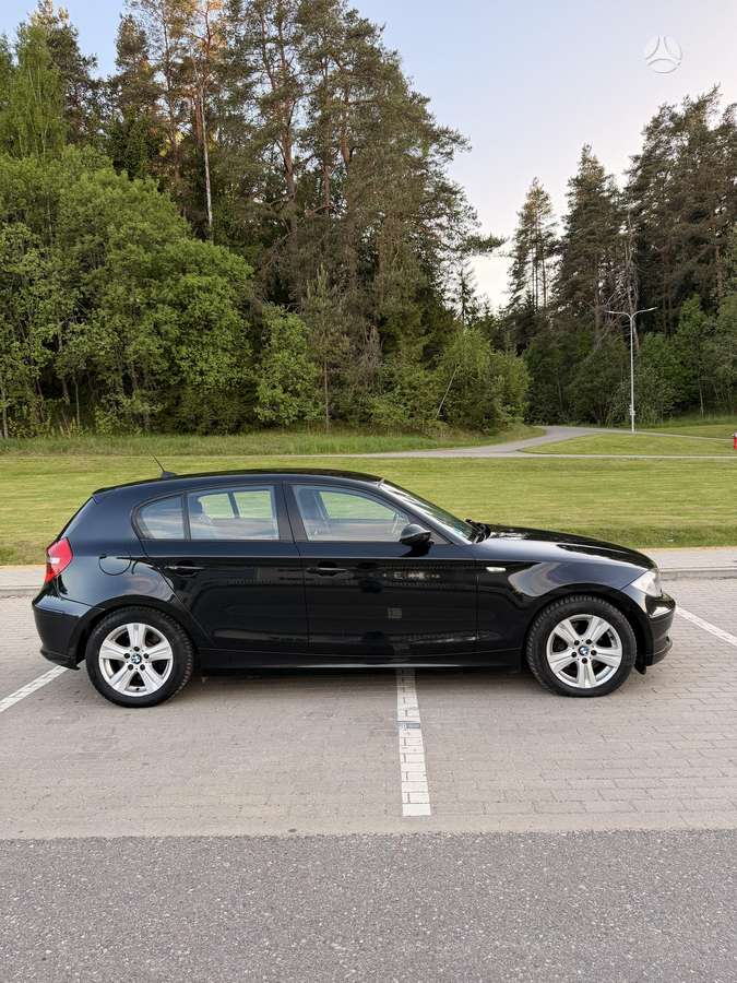 BMW 118, 2.0 l., Хэтчбек