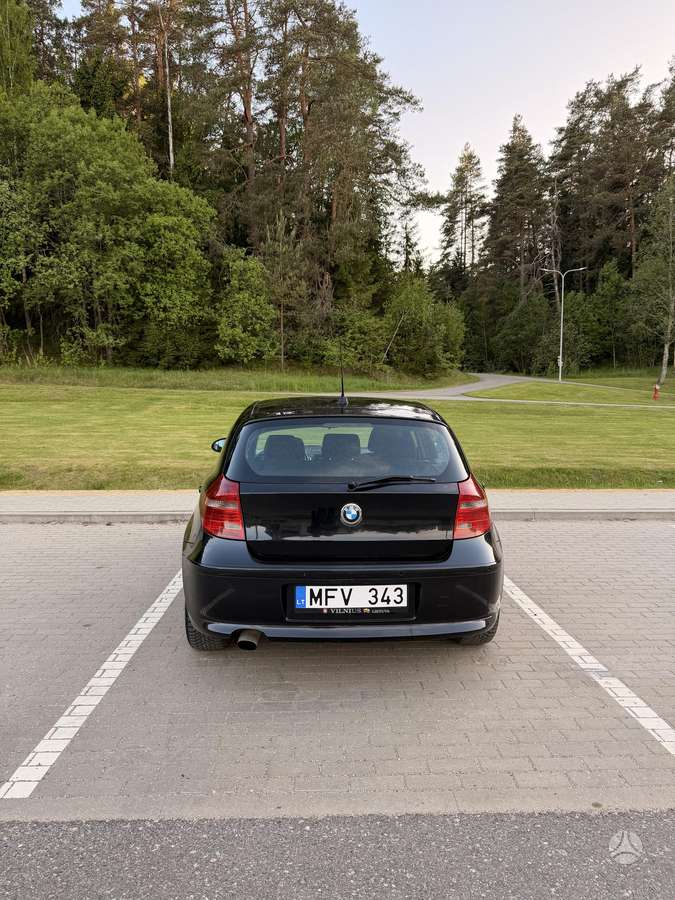 BMW 118, 2.0 l., Хэтчбек