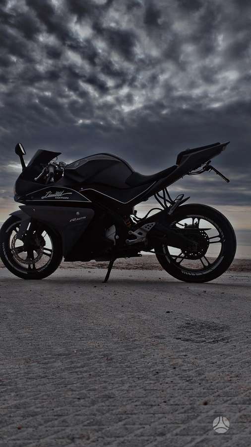 Yamaha YZF 125cc, superbikes