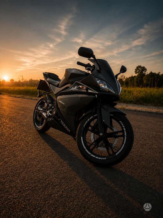 Yamaha YZF 125cc, superbikes