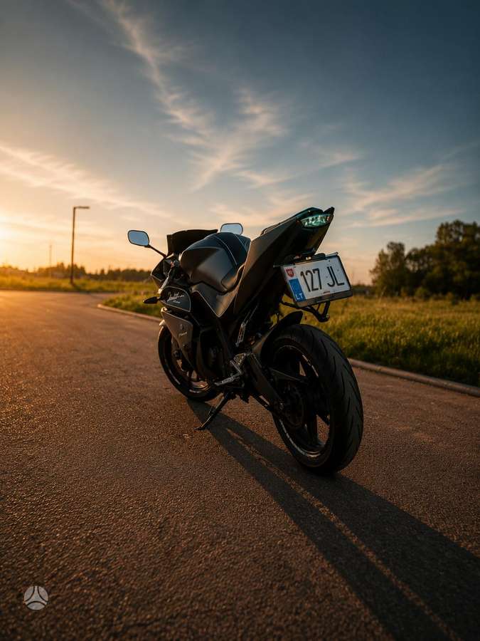 Yamaha YZF 125cc, superbikes