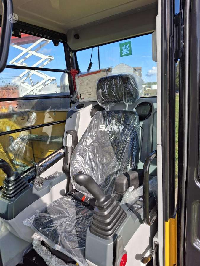 SANY SY155U, экскаваторы