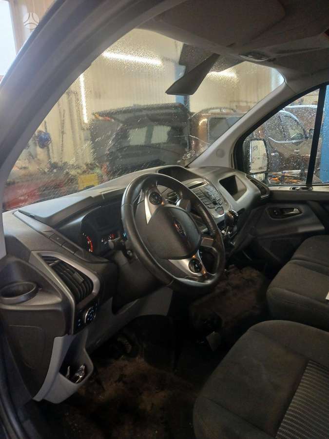 Ford Transit Custom for parts