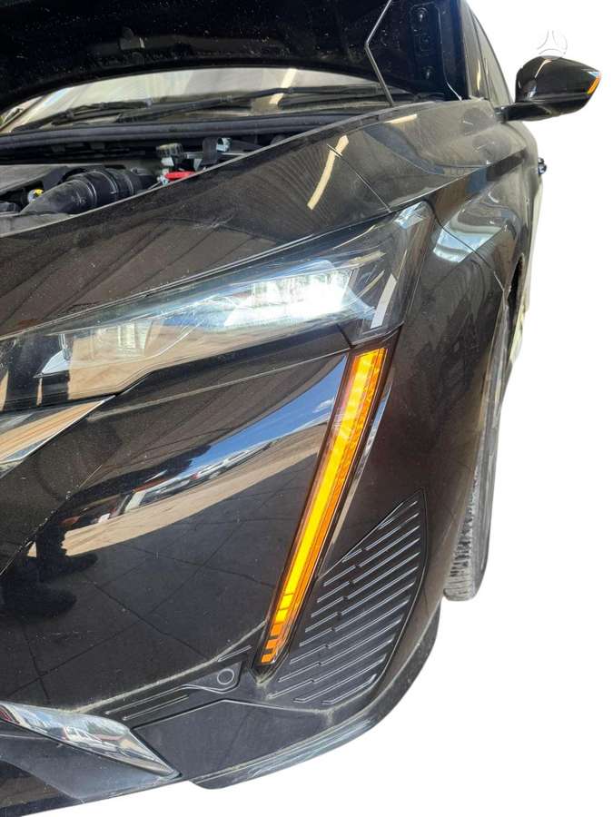 Peugeot 308 dalimis. 5000km
