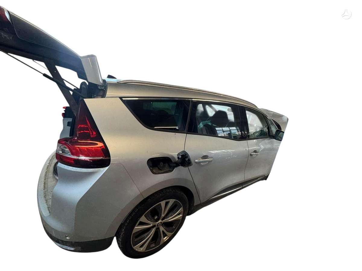 Renault Grand Scenic по частям